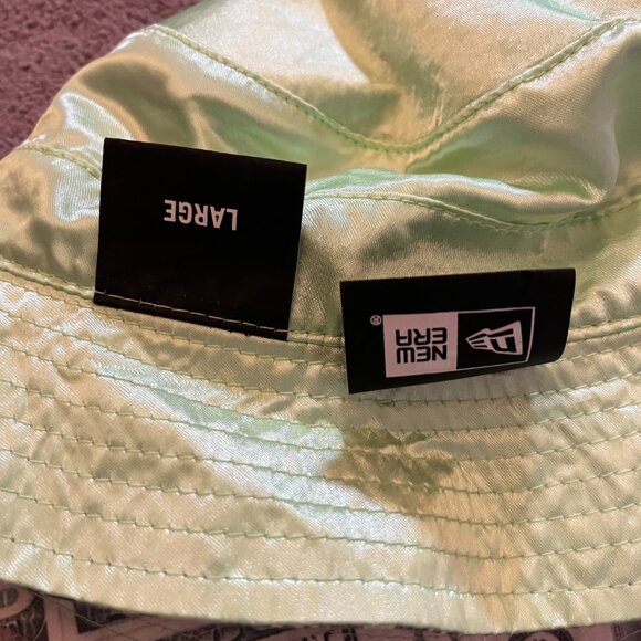 Blohsh Billie Eilish Reversible Bucket Hat - Picture 8 of 9